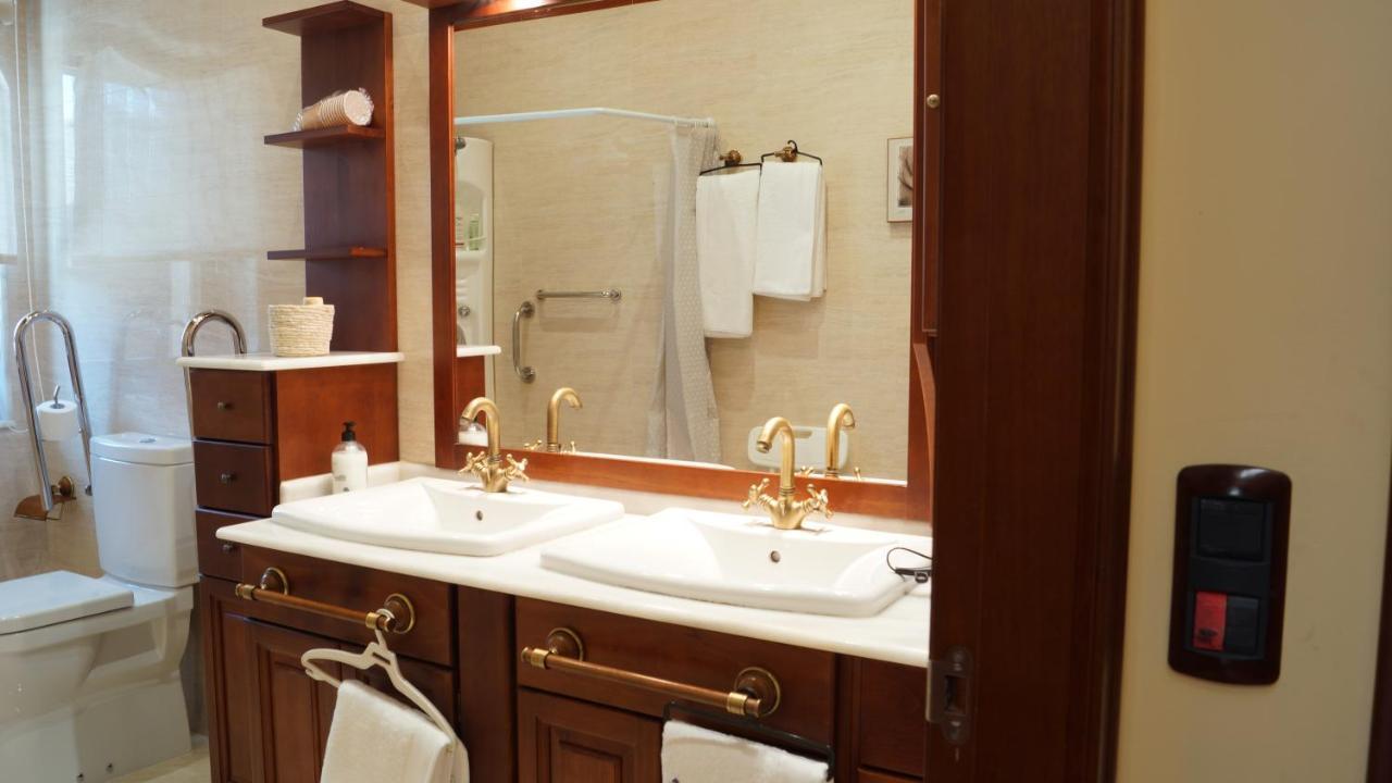 Hotel Batan Vilalba Zewnętrze zdjęcie